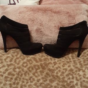 Jessica Simpson booties